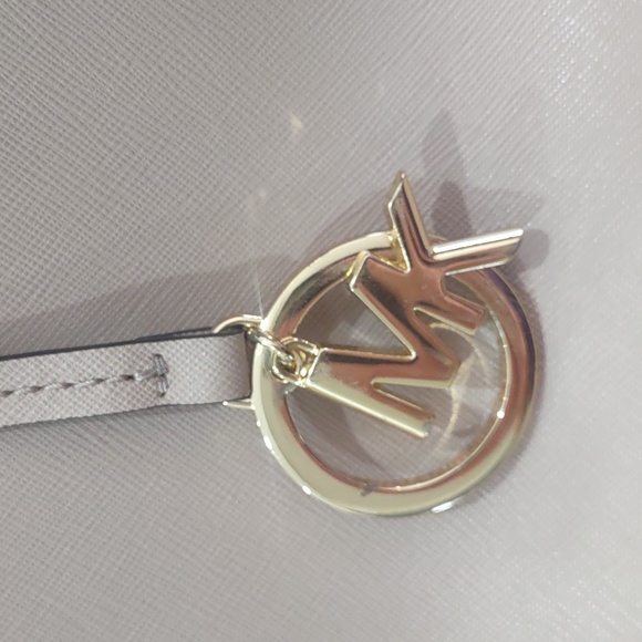 Michael Kors MK Saffiano Leather Tote in Dark Fawn Color RARE FIND! - Picture 10 of 16